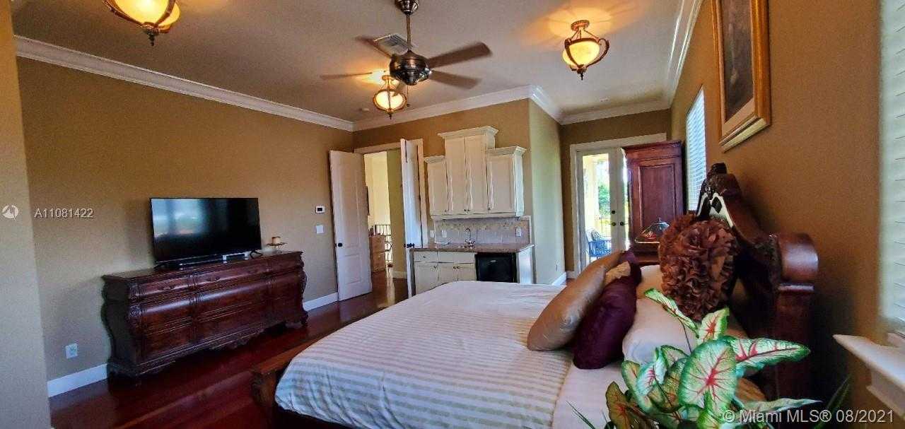 Small Image of 3250 AQUA VISTA DR, Pompano Beach Number 30