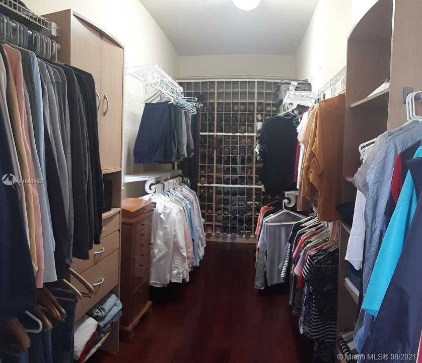 Small Image of 3250 AQUA VISTA DR, Pompano Beach Number 32