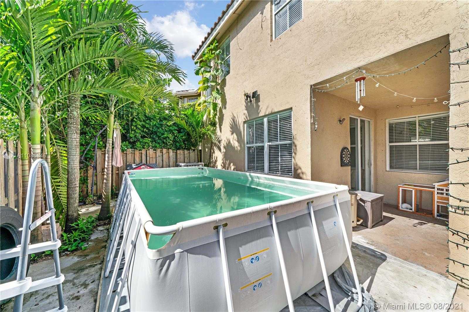 Small Image of 4869 NORTH WEST 108TH PL, Doral Number 27