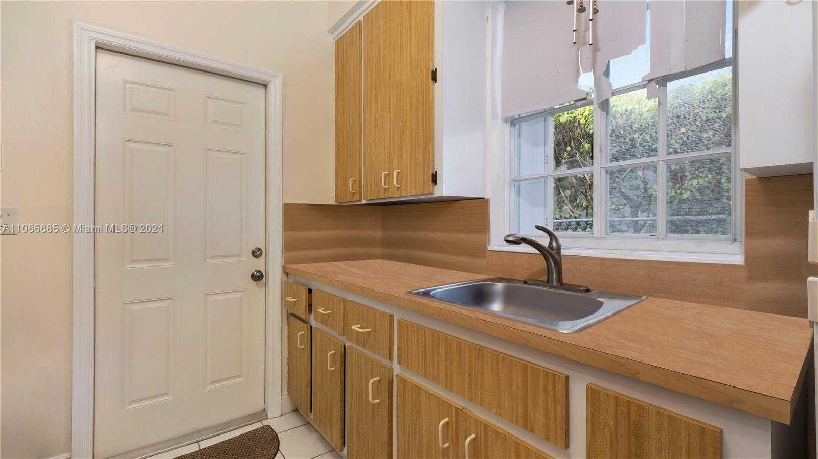 Small Image of 535 WEST 51ST ST, Miami Beach Number 12