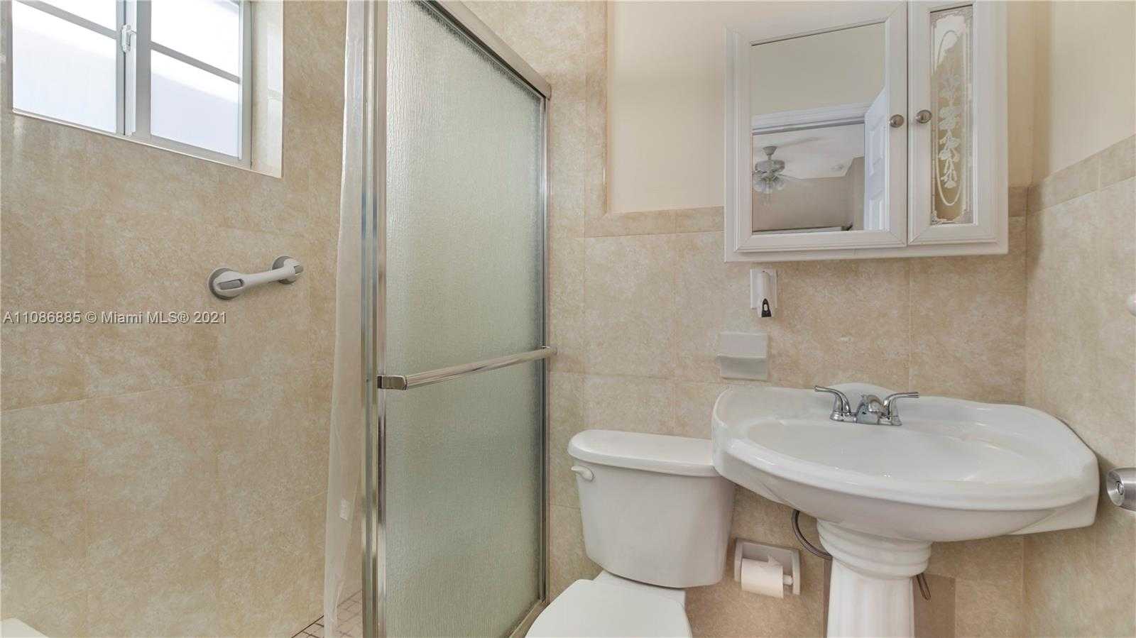 Small Image of 535 WEST 51ST ST, Miami Beach Number 21