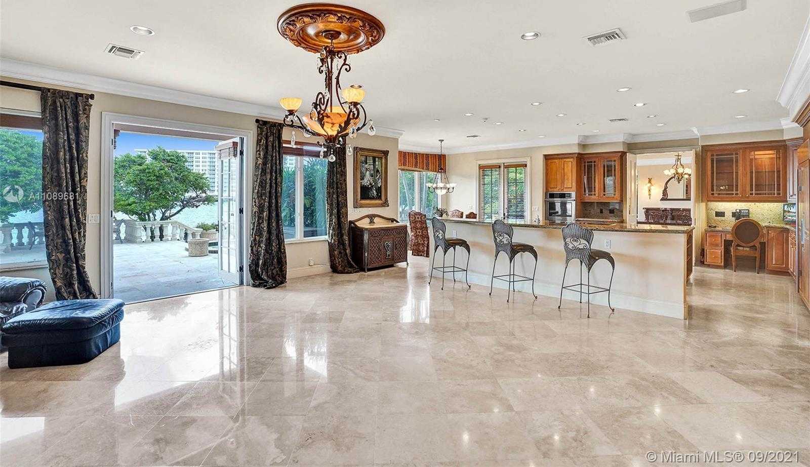 Small Image of 2543 AQUA VISTA BLVD, Fort Lauderdale Number 20