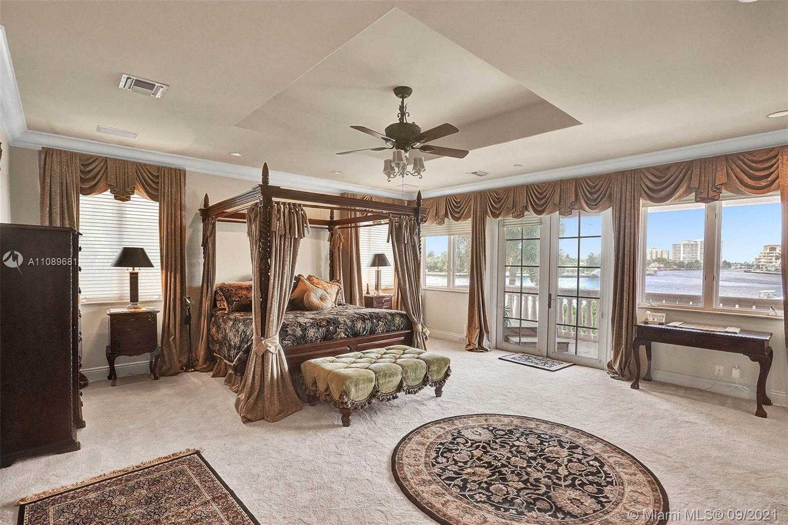 Small Image of 2543 AQUA VISTA BLVD, Fort Lauderdale Number 23