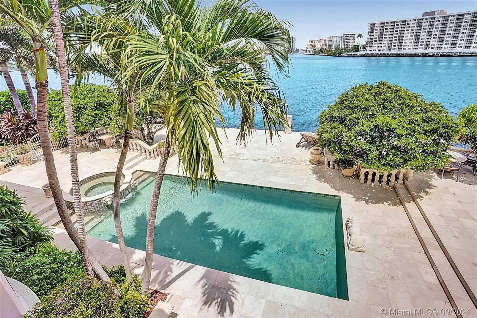 Small Image of 2543 AQUA VISTA BLVD, Fort Lauderdale Number 36