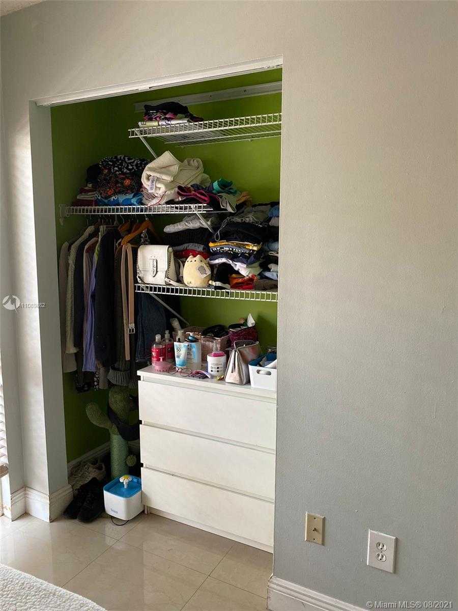 Small Image of 9800 NORTH WEST 51ST LN, Doral Number 11