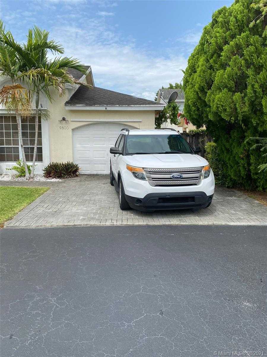 Small Image of 9800 NORTH WEST 51ST LN, Doral Number 2