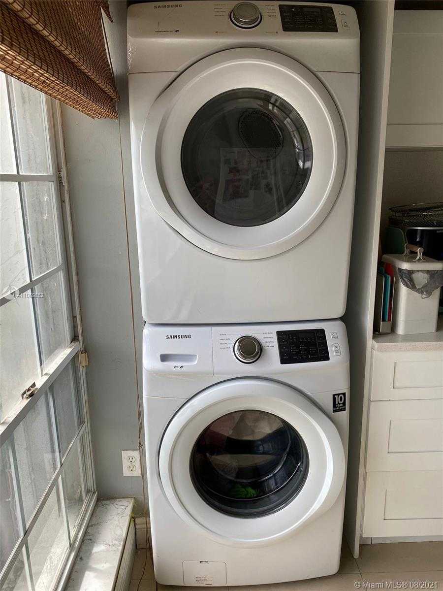 Small Image of 9800 NORTH WEST 51ST LN, Doral Number 9