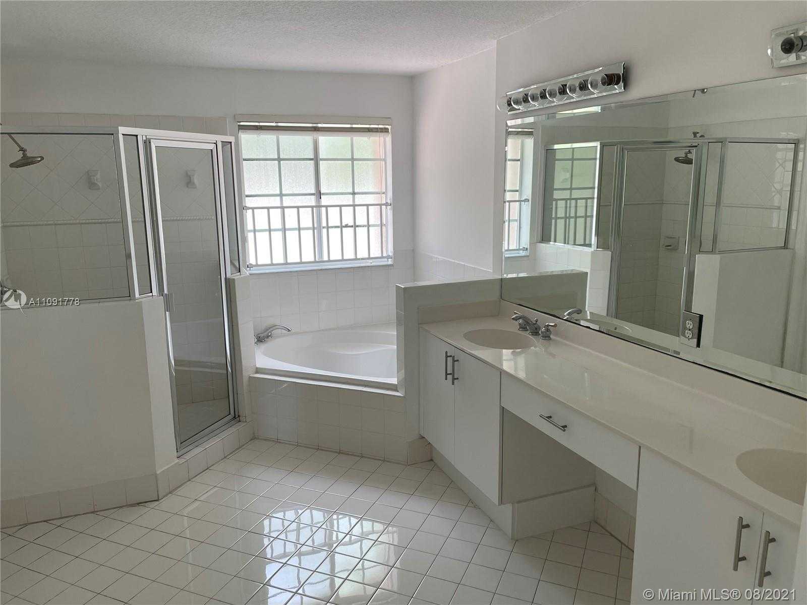 Small Image of 11144 NORTH WEST 73RD ST, Doral Number 14