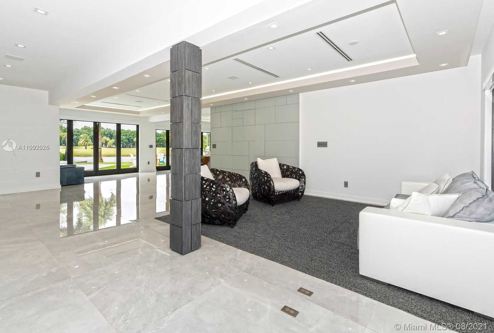 Small Image of 9474 NORTH WEST 54TH DORAL CIRCLE LN, Doral Number 12