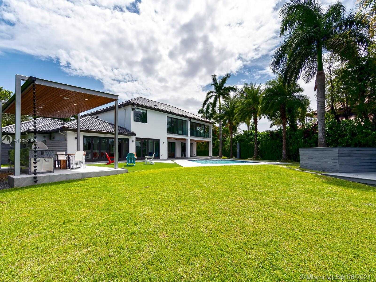 Small Image of 9474 NORTH WEST 54TH DORAL CIRCLE LN, Doral Number 30