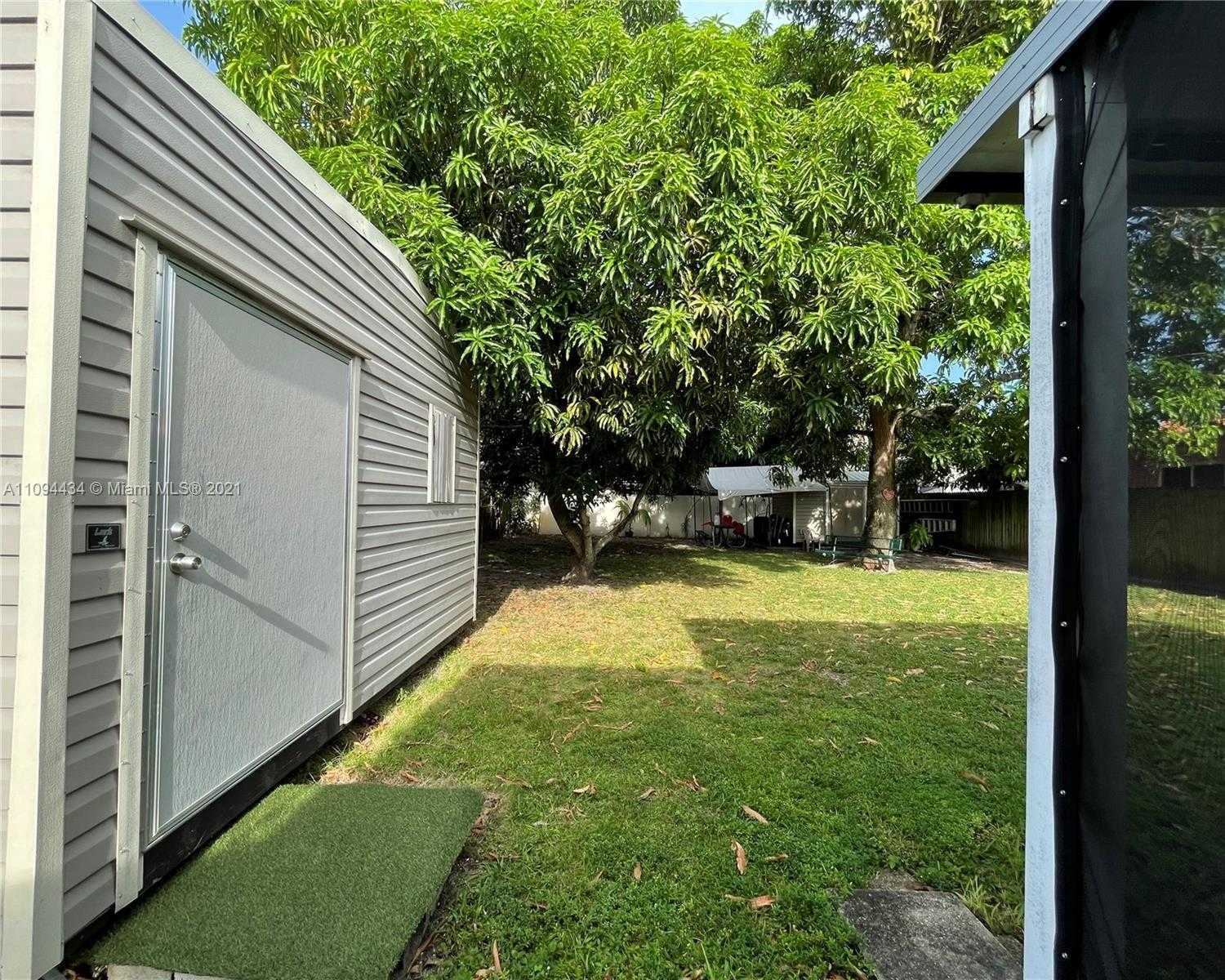 Small Image of 41 NORTH WEST 51ST AVE, Miami Number 16