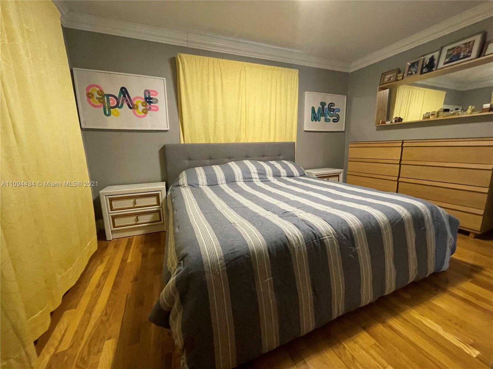 Small Image of 41 NORTH WEST 51ST AVE, Miami Number 8