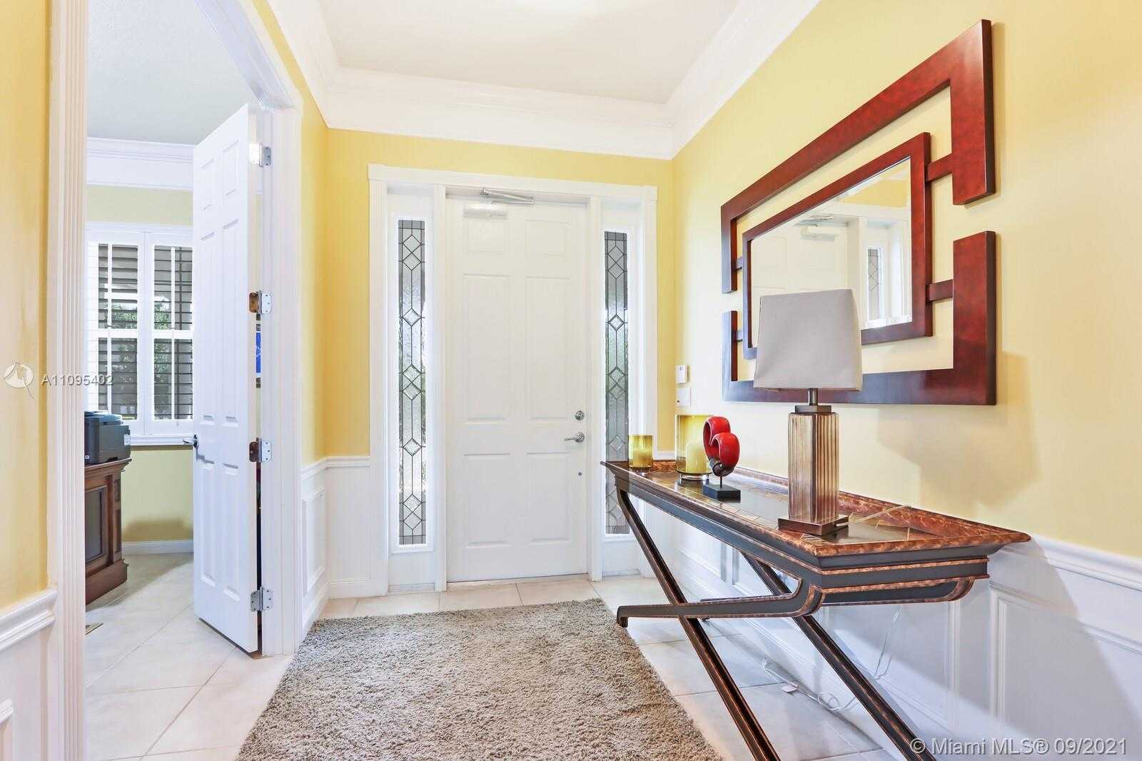 Small Image of 1053 BIG PINE WAY, Jupiter Number 18