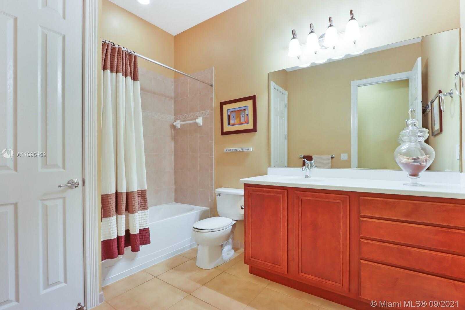 Small Image of 1053 BIG PINE WAY, Jupiter Number 21