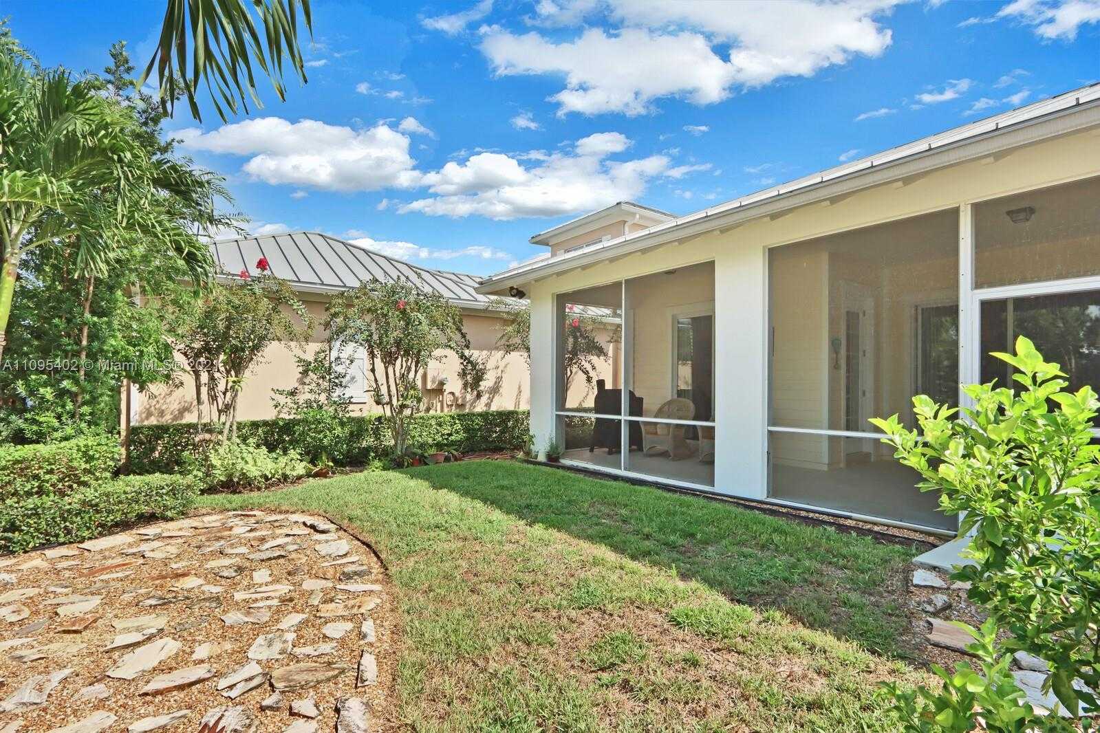 Small Image of 1053 BIG PINE WAY, Jupiter Number 24