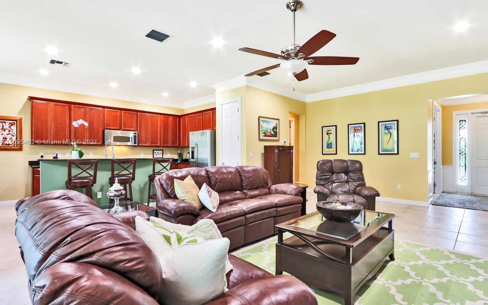 Small Image of 1053 BIG PINE WAY, Jupiter Number 7