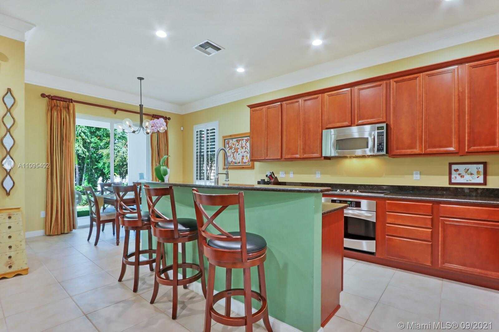 Small Image of 1053 BIG PINE WAY, Jupiter Number 8