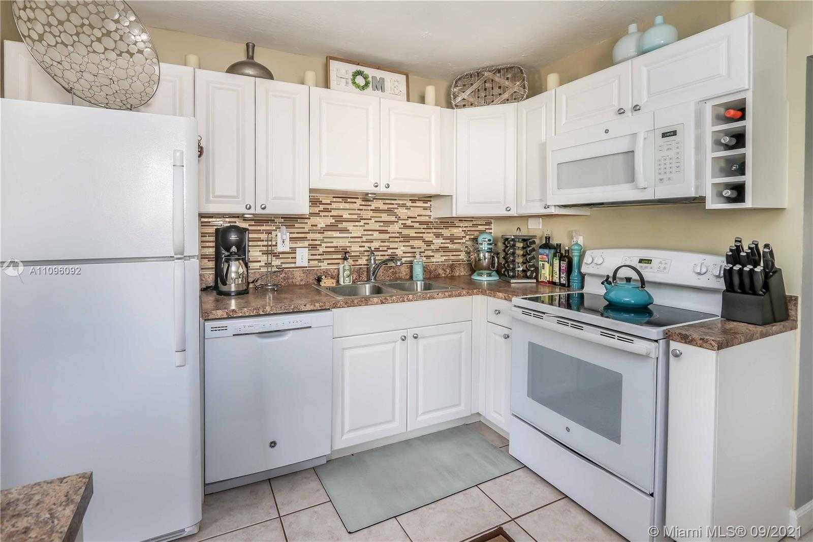 Small Image of 2507 WILSON ST, Hollywood Number 15