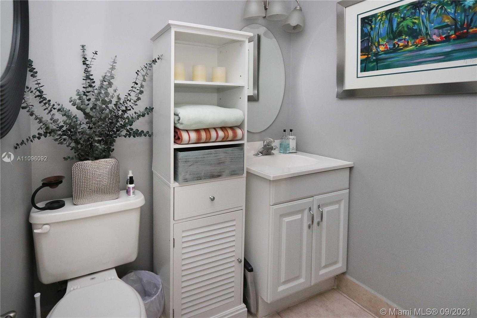 Small Image of 2507 WILSON ST, Hollywood Number 22