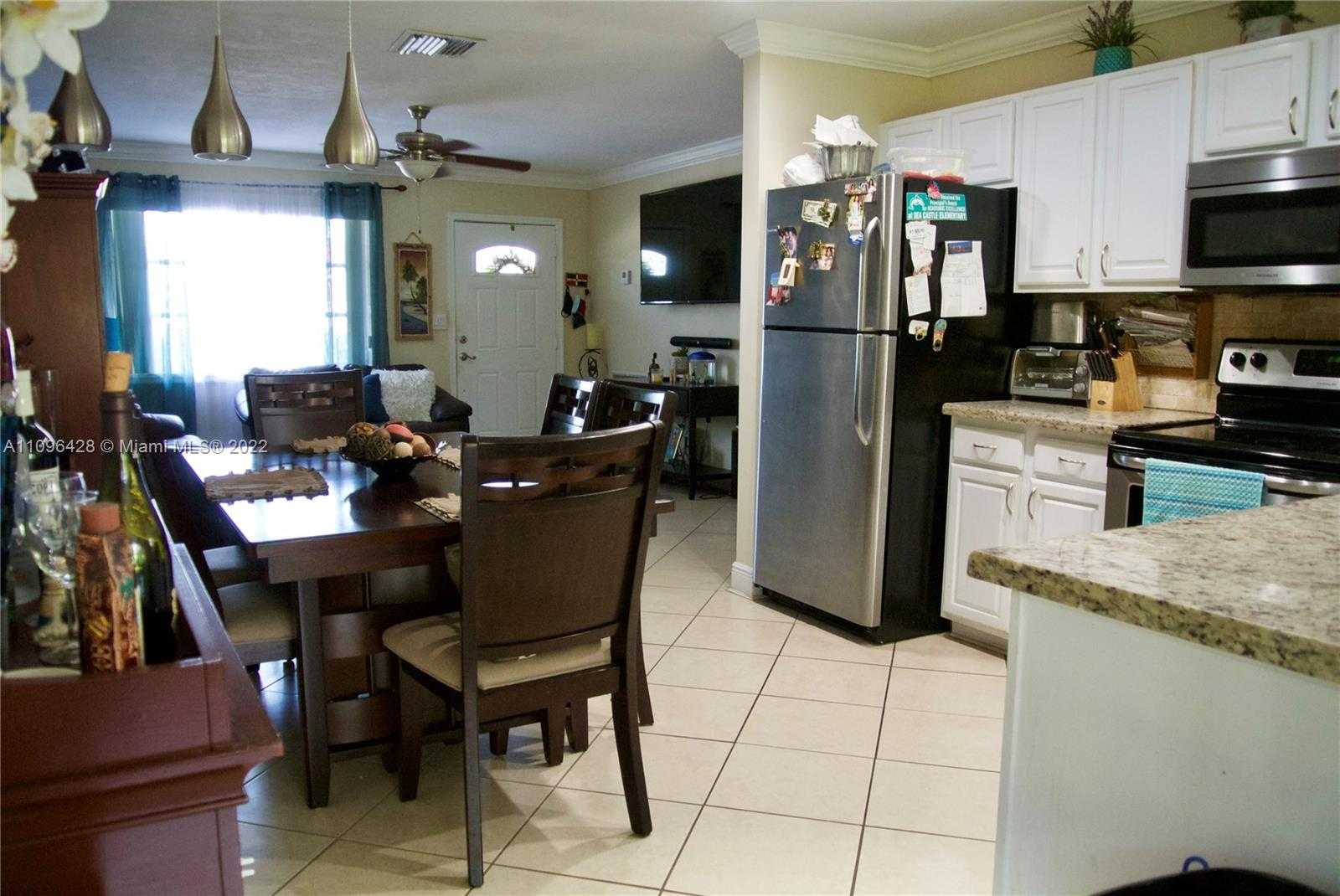 Small Image of 4913 NORTH WEST 48TH AVENUE, Tamarac Number 15