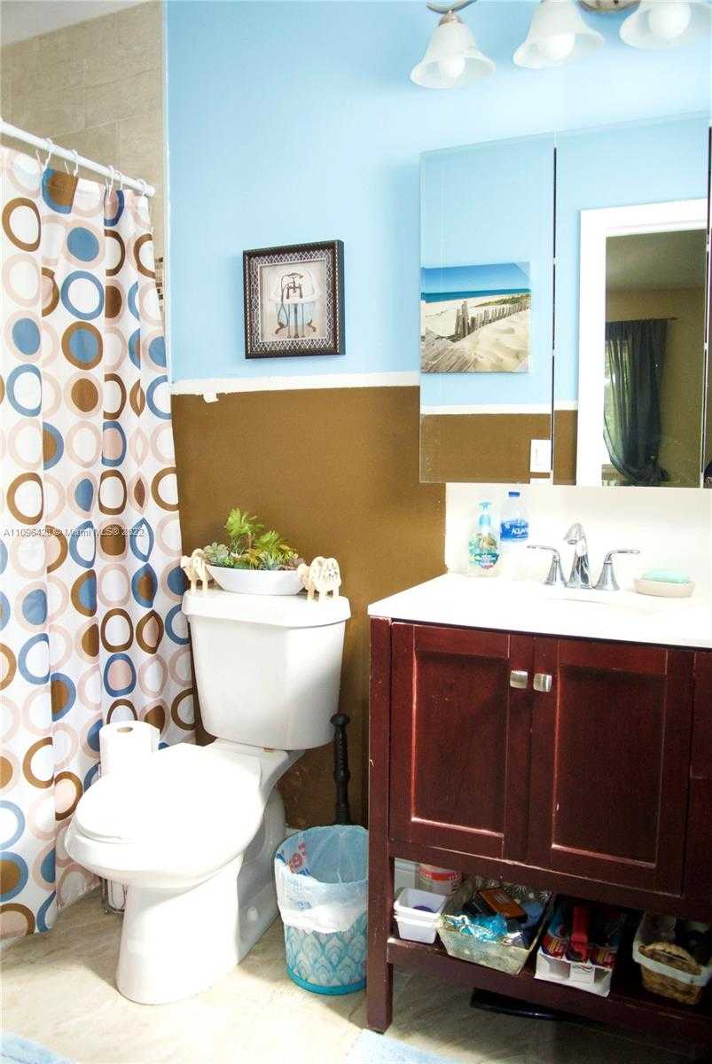 Small Image of 4913 NORTH WEST 48TH AVENUE, Tamarac Number 27