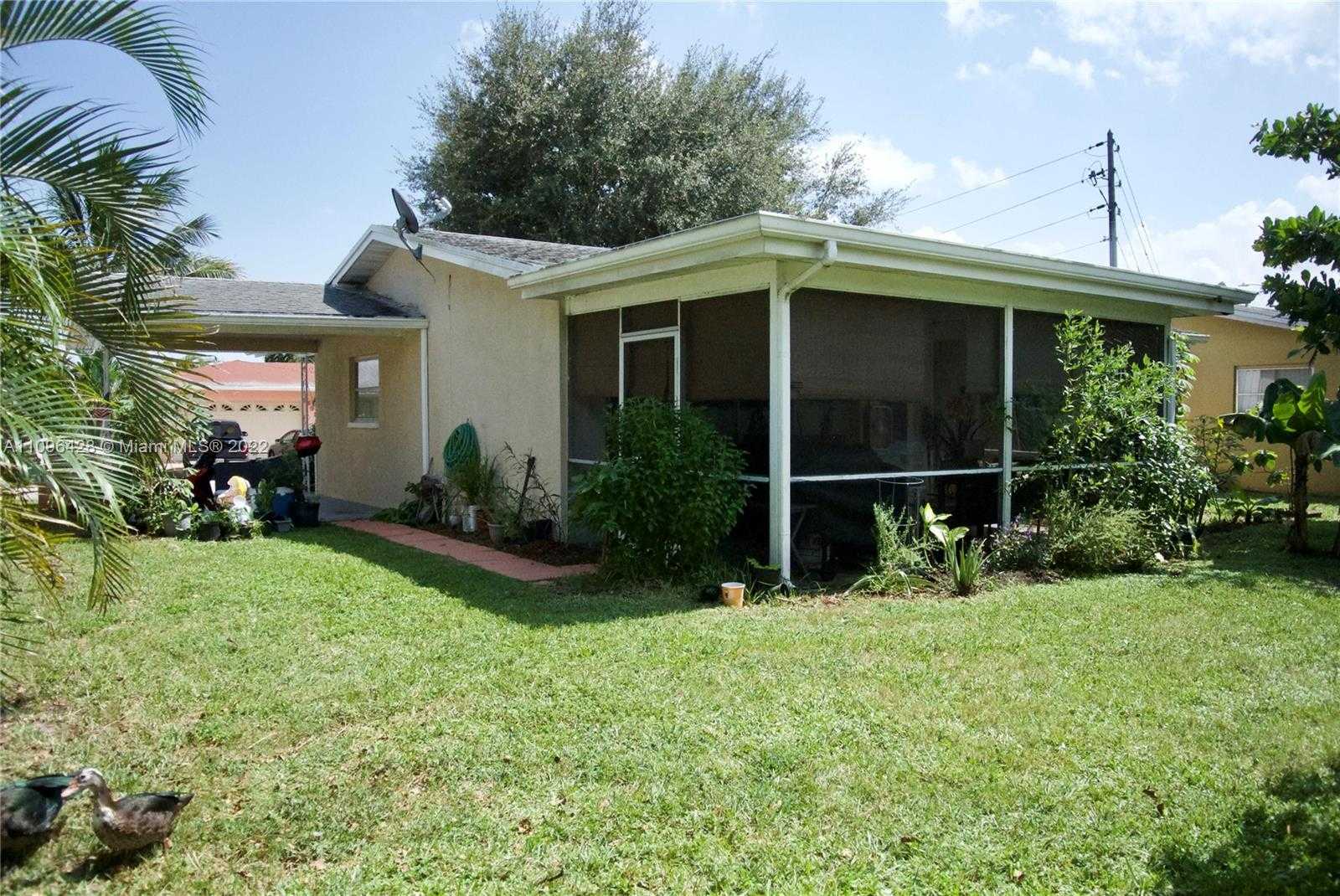 Small Image of 4913 NORTH WEST 48TH AVENUE, Tamarac Number 37