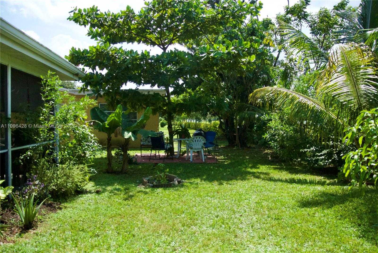 Small Image of 4913 NORTH WEST 48TH AVENUE, Tamarac Number 41