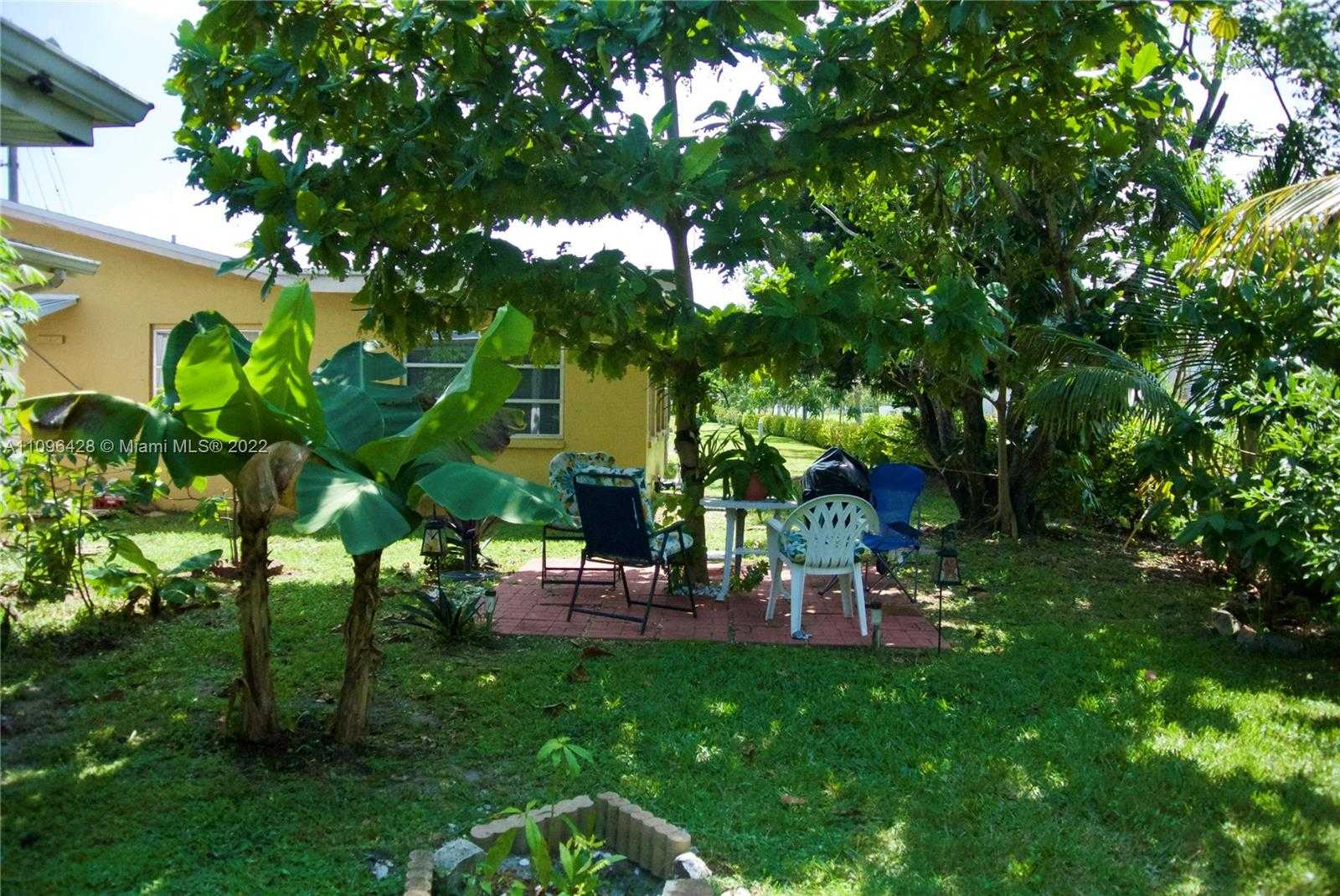 Small Image of 4913 NORTH WEST 48TH AVENUE, Tamarac Number 44