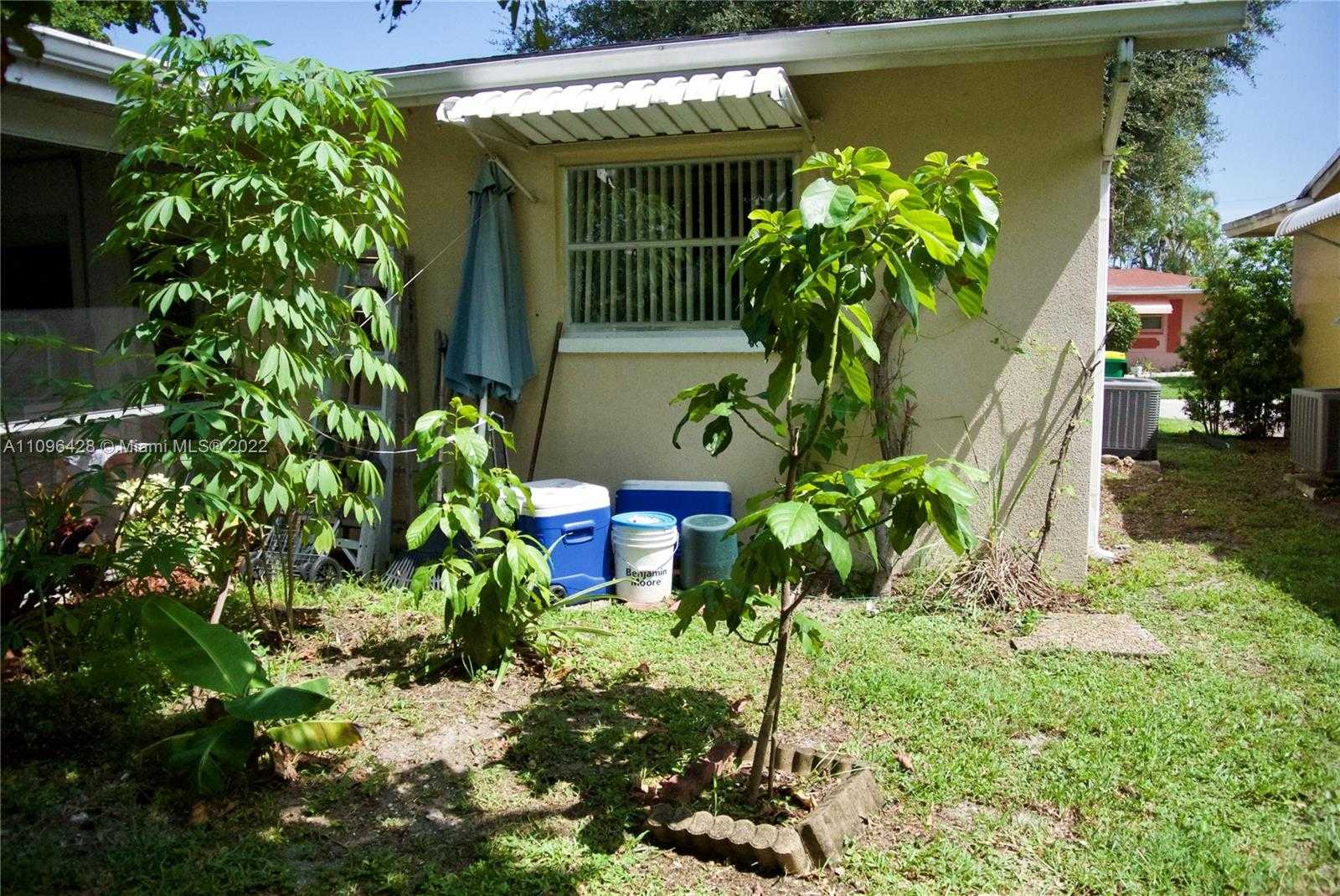 Small Image of 4913 NORTH WEST 48TH AVENUE, Tamarac Number 50