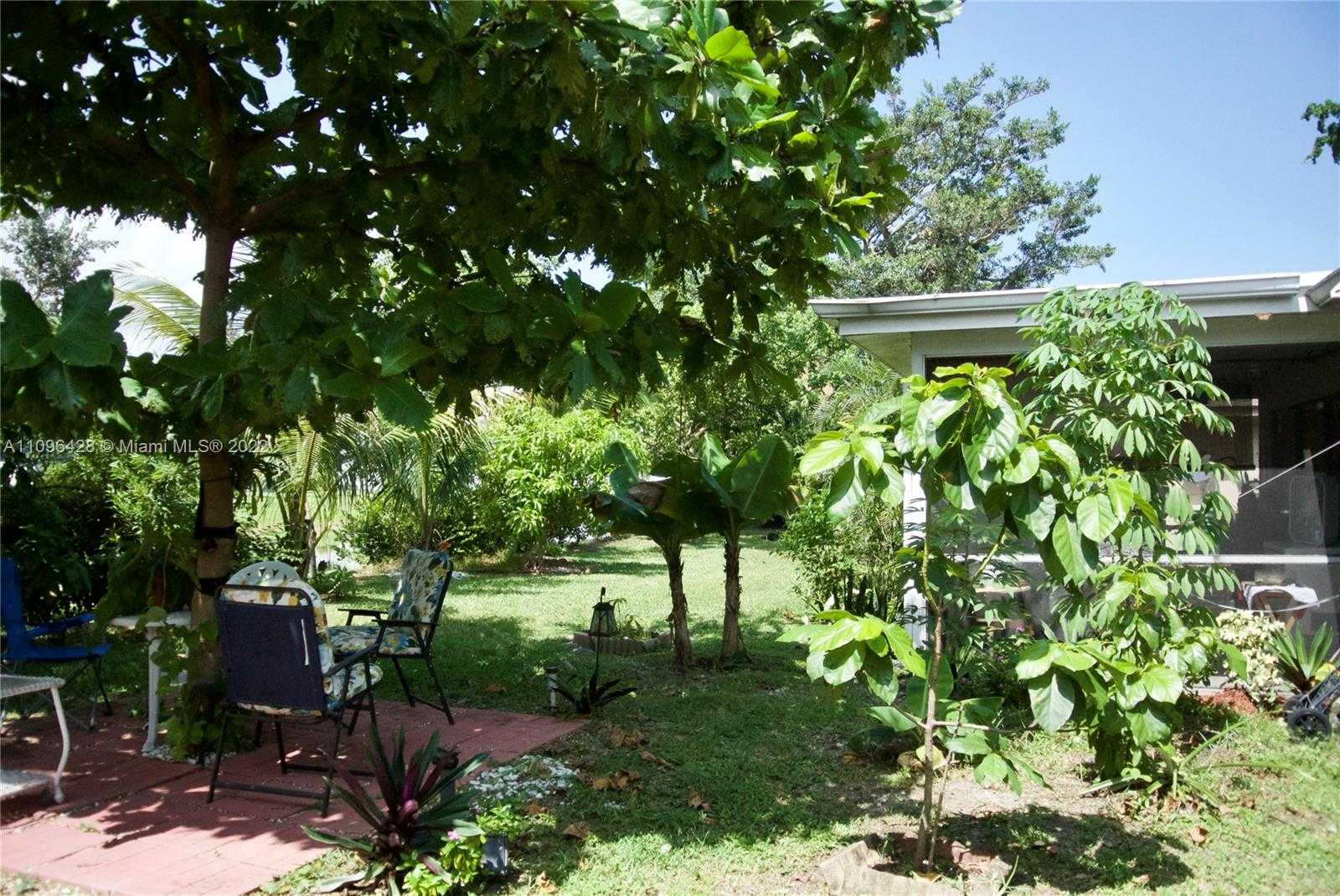 Small Image of 4913 NORTH WEST 48TH AVENUE, Tamarac Number 54