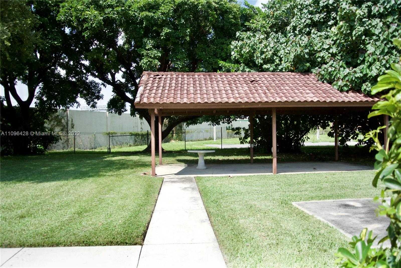 Small Image of 4913 NORTH WEST 48TH AVENUE, Tamarac Number 62