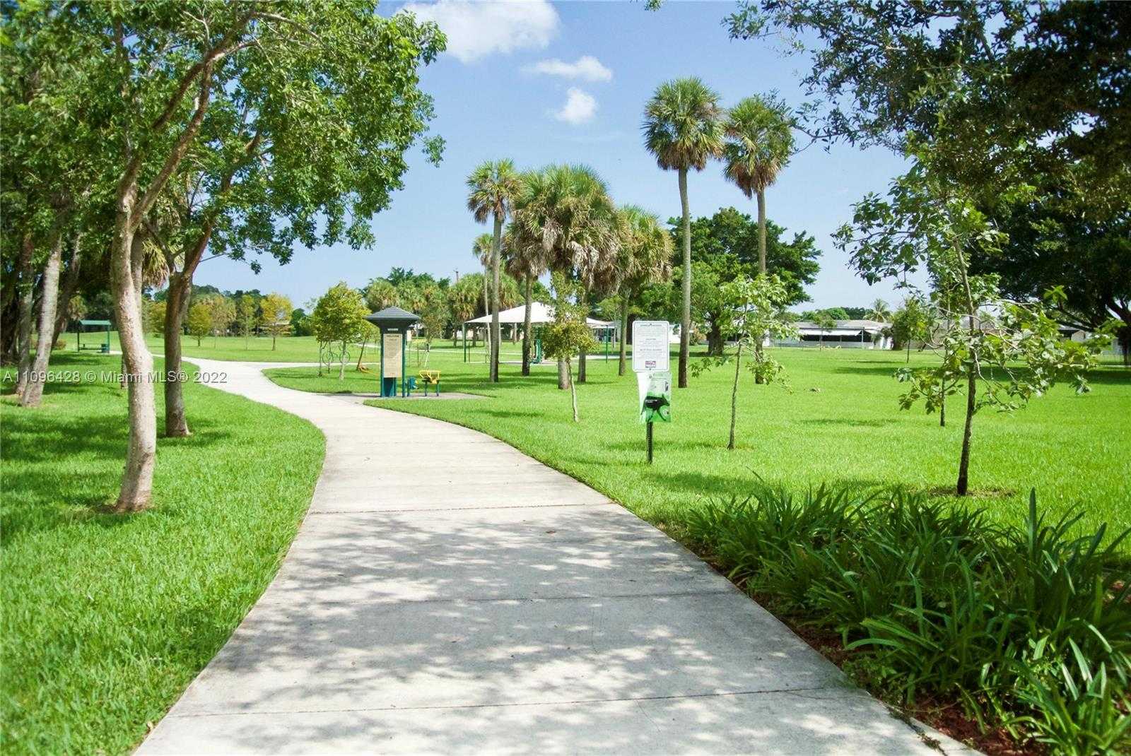 Small Image of 4913 NORTH WEST 48TH AVENUE, Tamarac Number 70