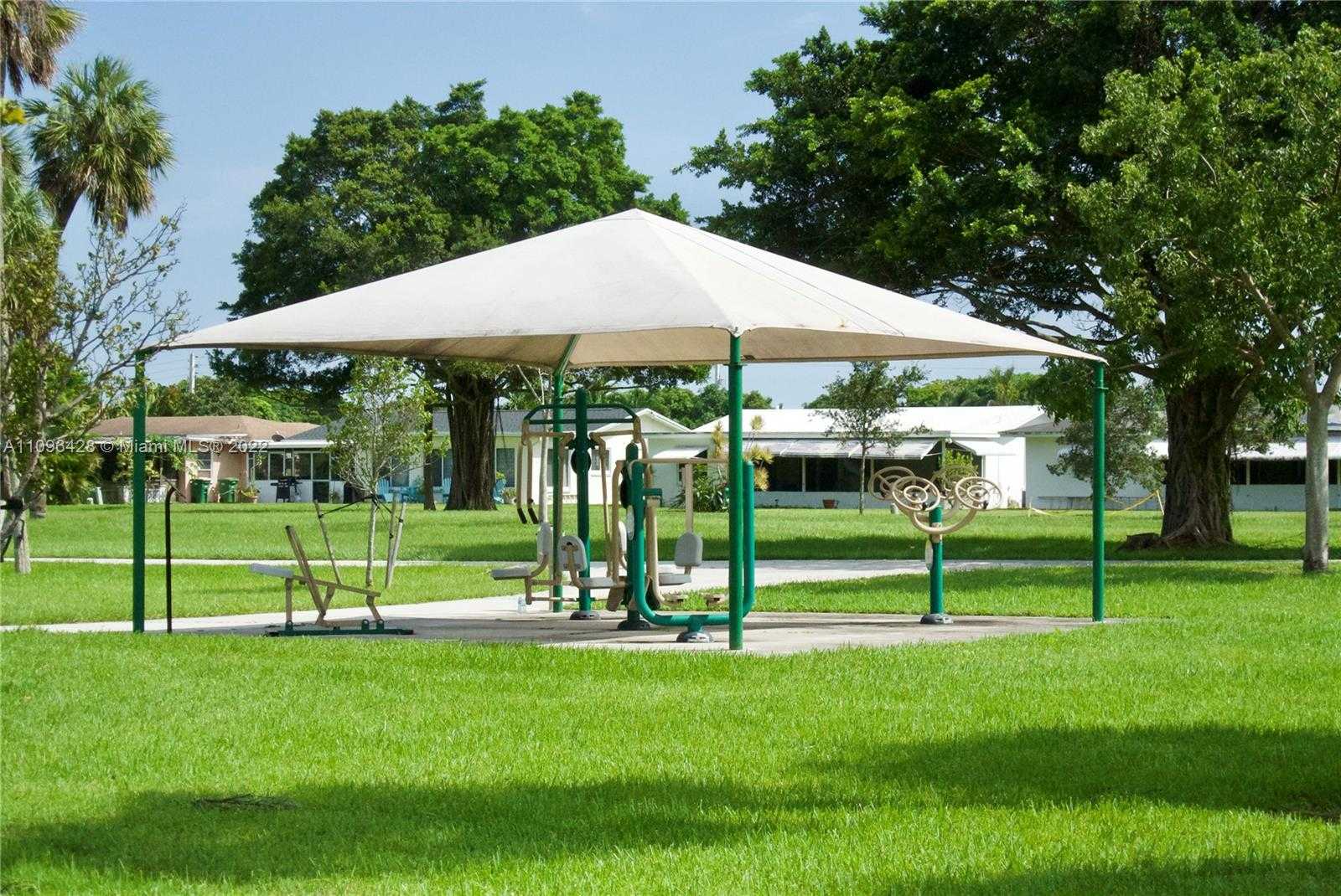 Small Image of 4913 NORTH WEST 48TH AVENUE, Tamarac Number 73