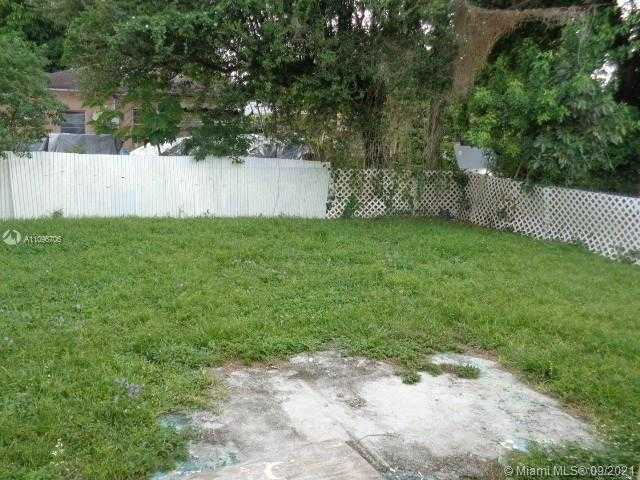 Small Image of 1601 NORTH WEST 113TH TER, Miami Number 12