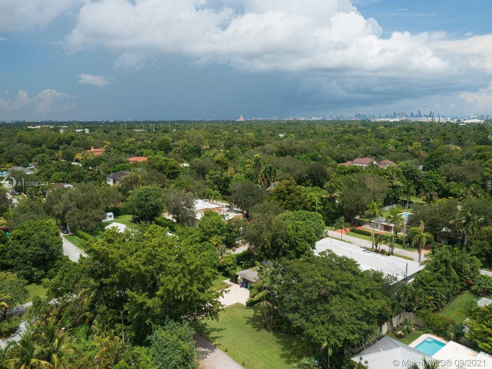 Small Image of 7001 SOUTH WEST 71ST AVE, Miami Number 8