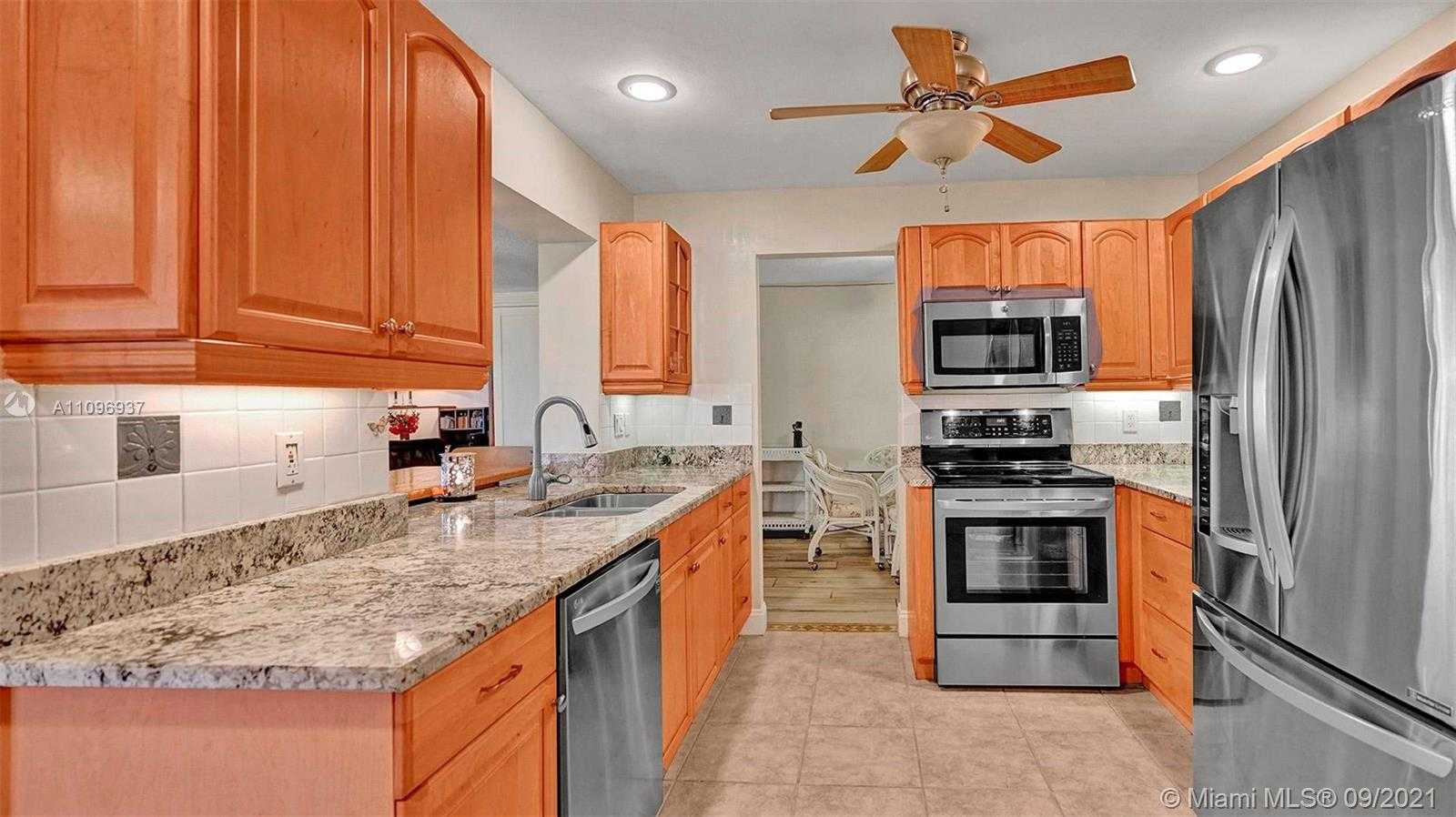 Small Image of 5805 NORTH WEST 69TH AVE, Tamarac Number 13