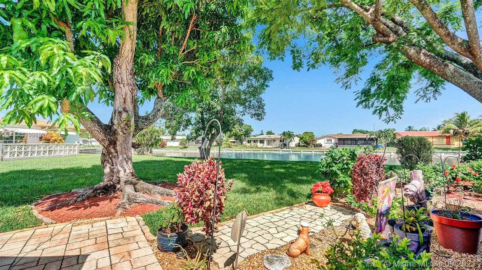 Small Image of 5805 NORTH WEST 69TH AVE, Tamarac Number 59