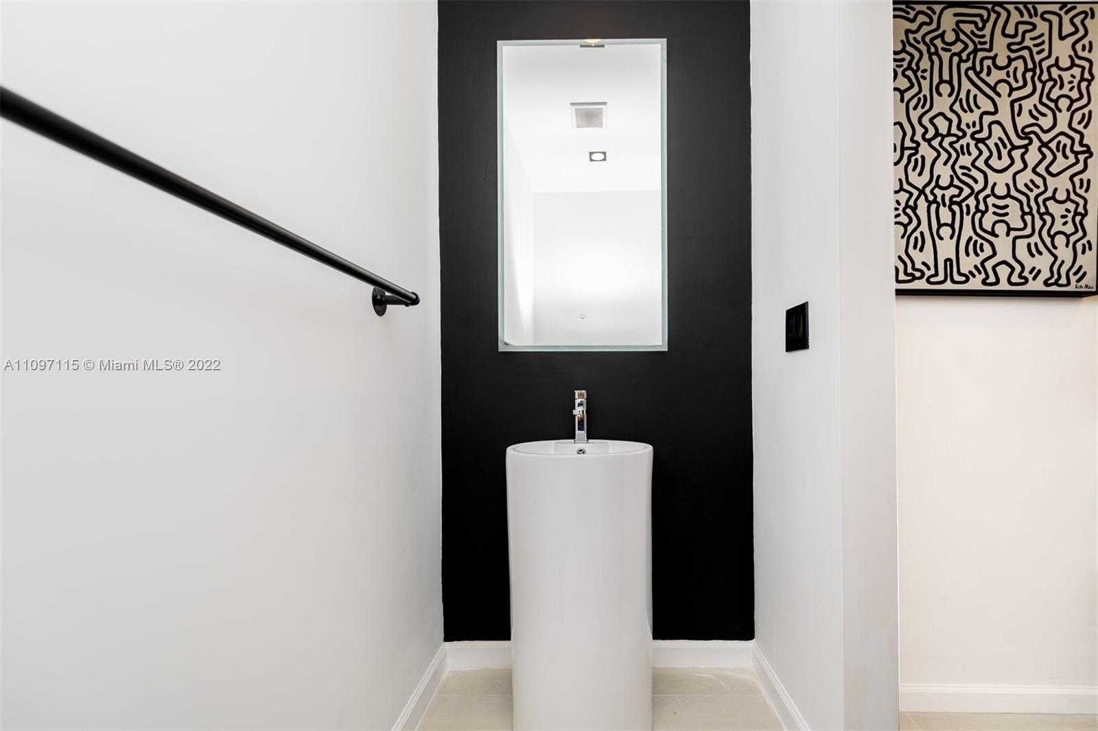 Small Image of 90 NORTH WEST 33RD ST, Miami Number 23