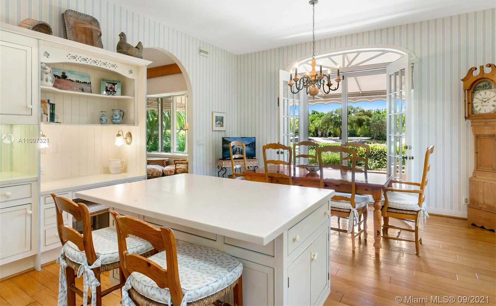 Small Image of 12260 SOUTH EAST BIRKDALE RUN, Tequesta Number 20