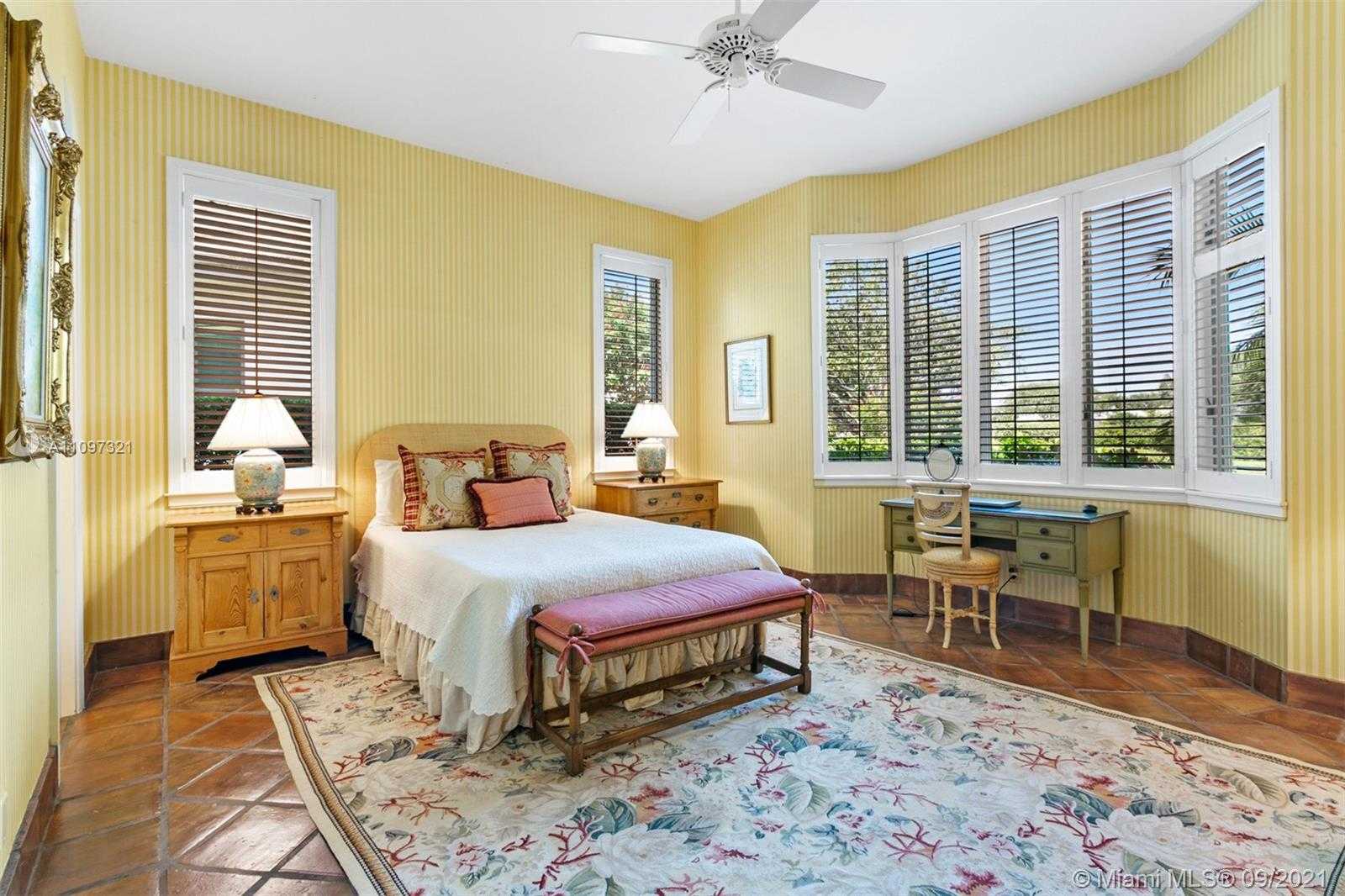 Small Image of 12260 SOUTH EAST BIRKDALE RUN, Tequesta Number 27