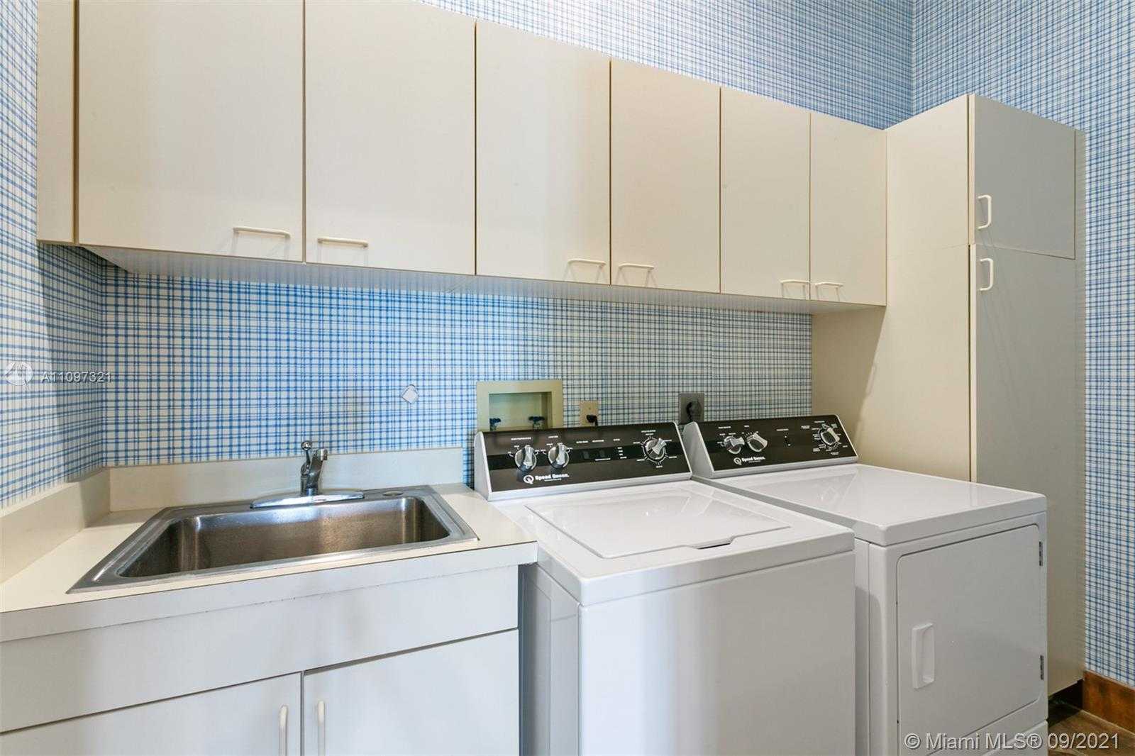 Small Image of 12260 SOUTH EAST BIRKDALE RUN, Tequesta Number 32