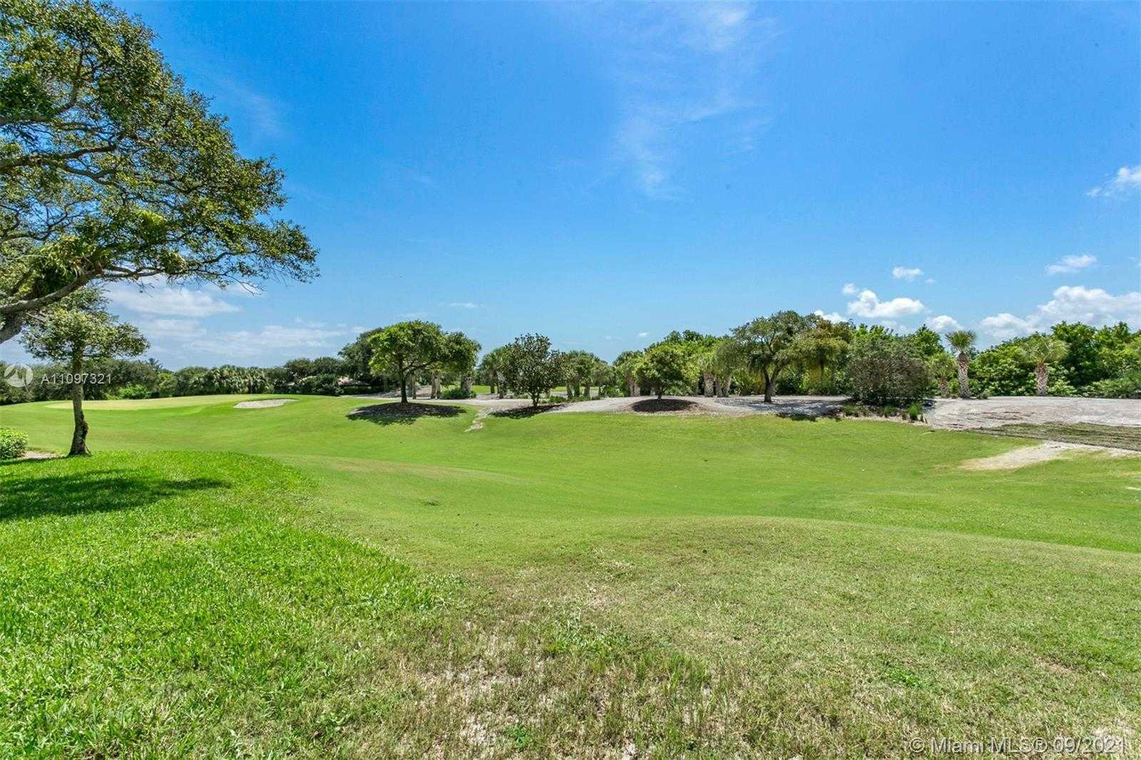 Small Image of 12260 SOUTH EAST BIRKDALE RUN, Tequesta Number 35