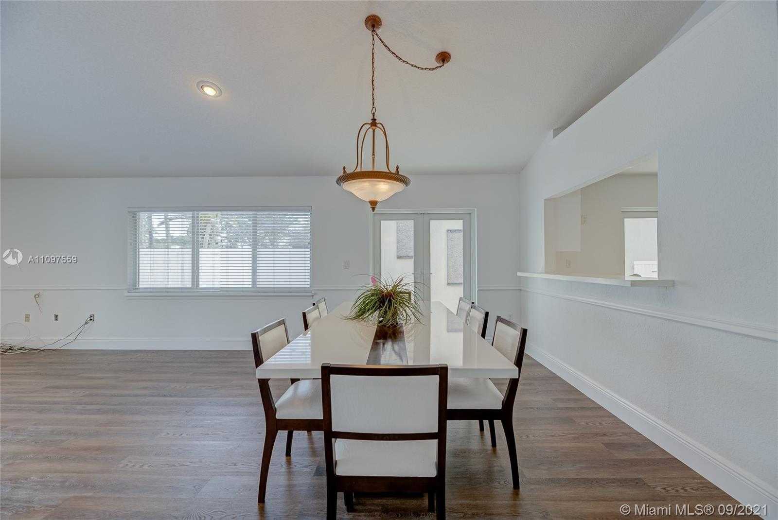 Small Image of 10365 NORTH WEST 46TH ST, Doral Number 10