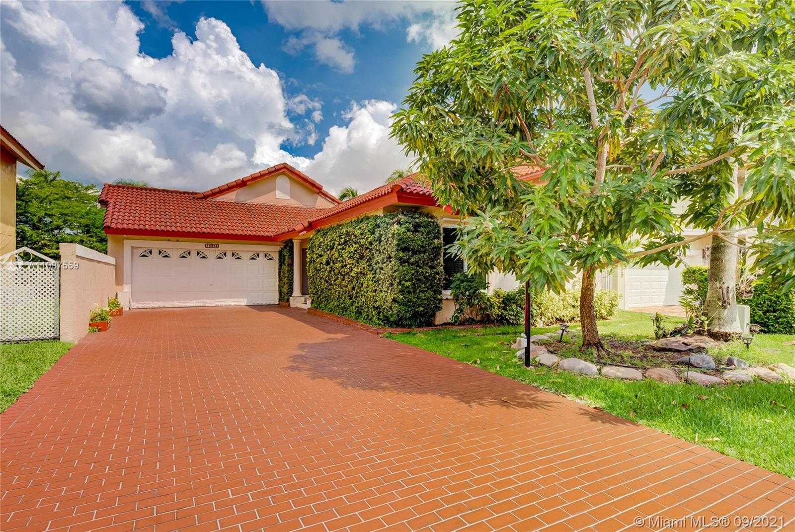 Small Image of 10365 NORTH WEST 46TH ST, Doral Number 2