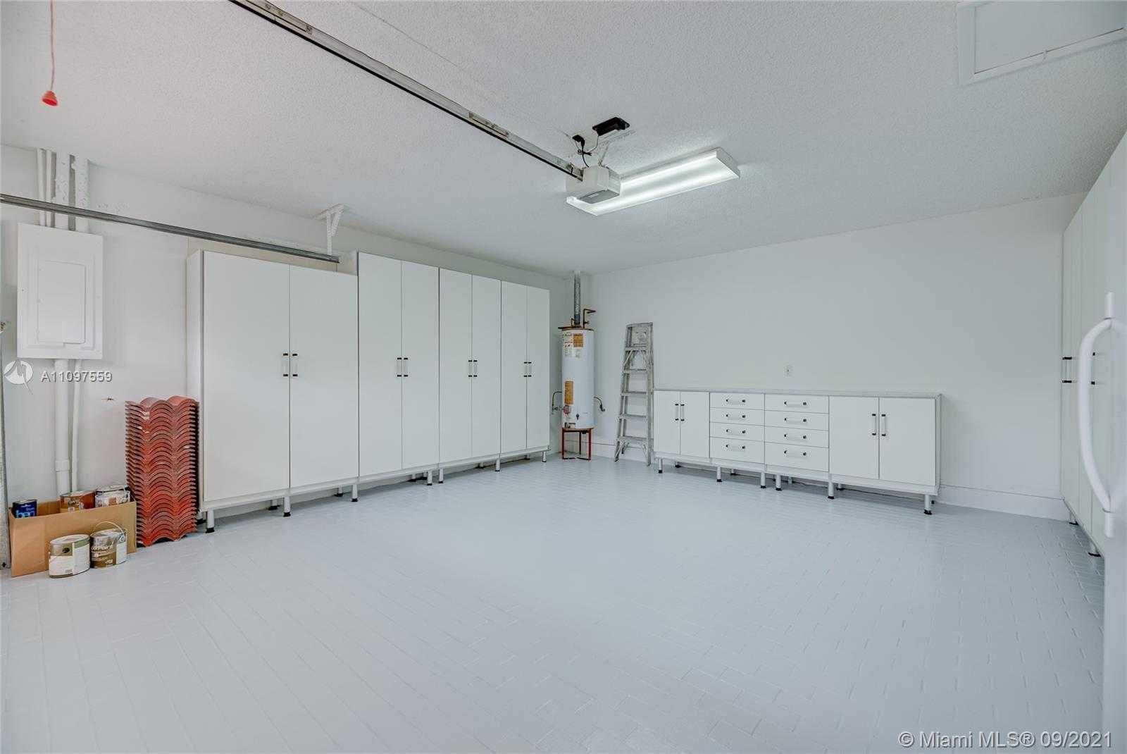 Small Image of 10365 NORTH WEST 46TH ST, Doral Number 28