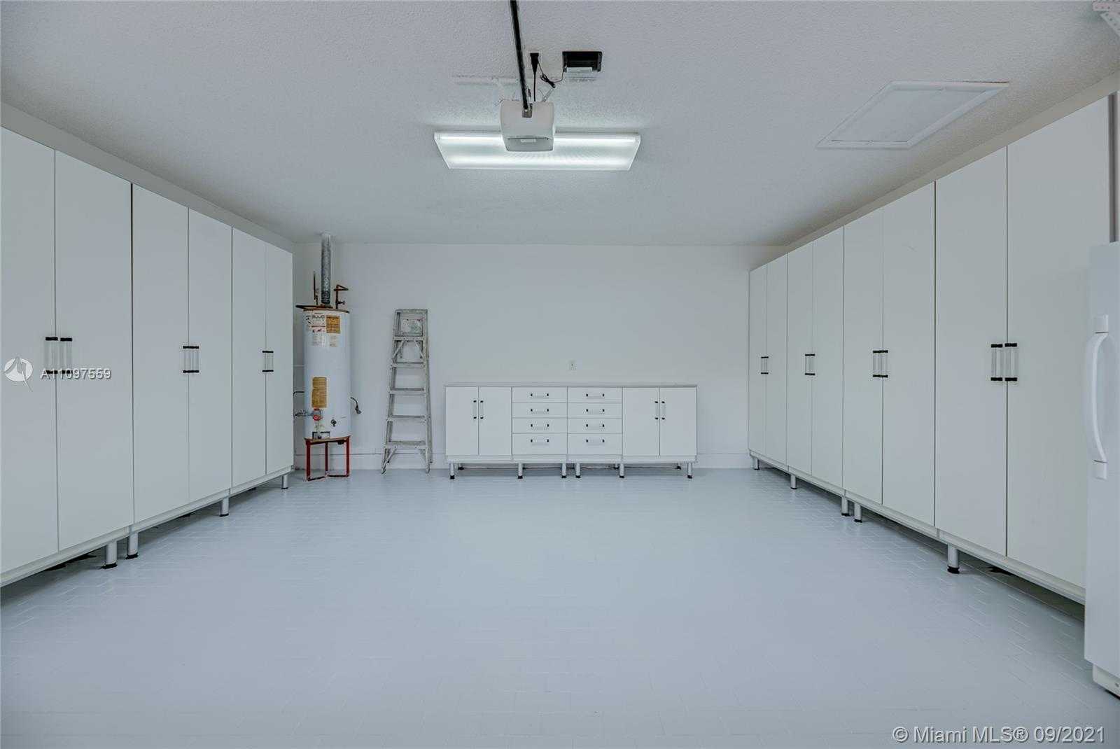 Small Image of 10365 NORTH WEST 46TH ST, Doral Number 30