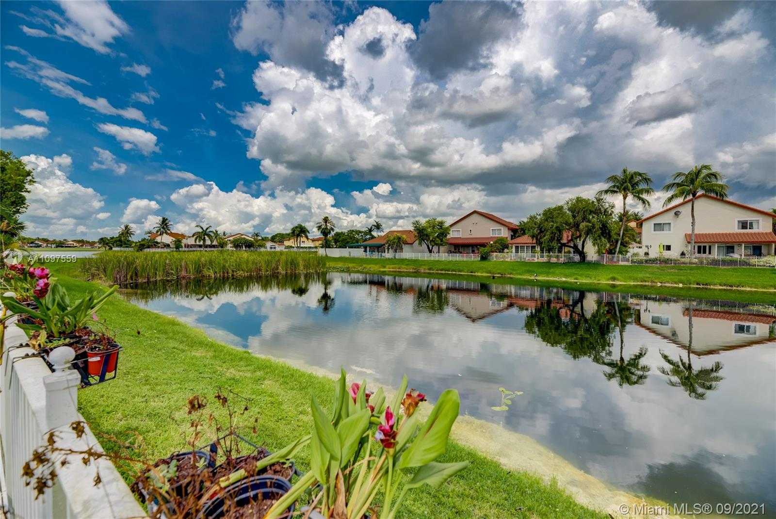 Small Image of 10365 NORTH WEST 46TH ST, Doral Number 37