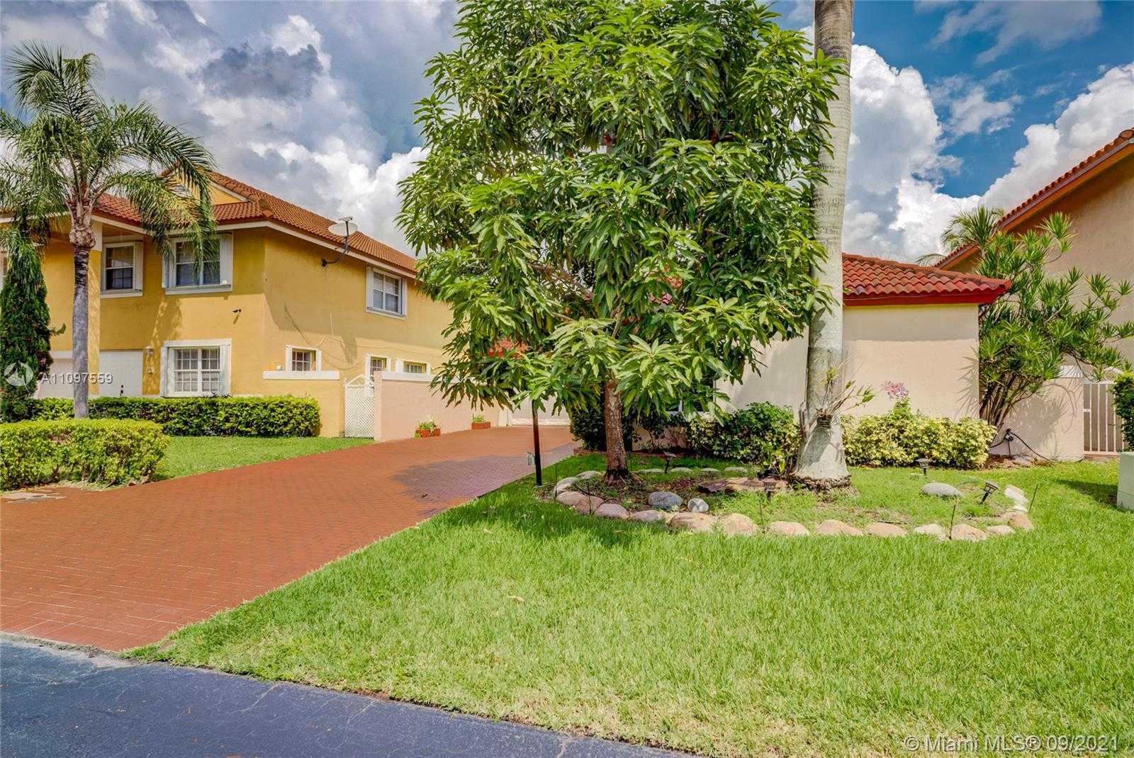 Small Image of 10365 NORTH WEST 46TH ST, Doral Number 4
