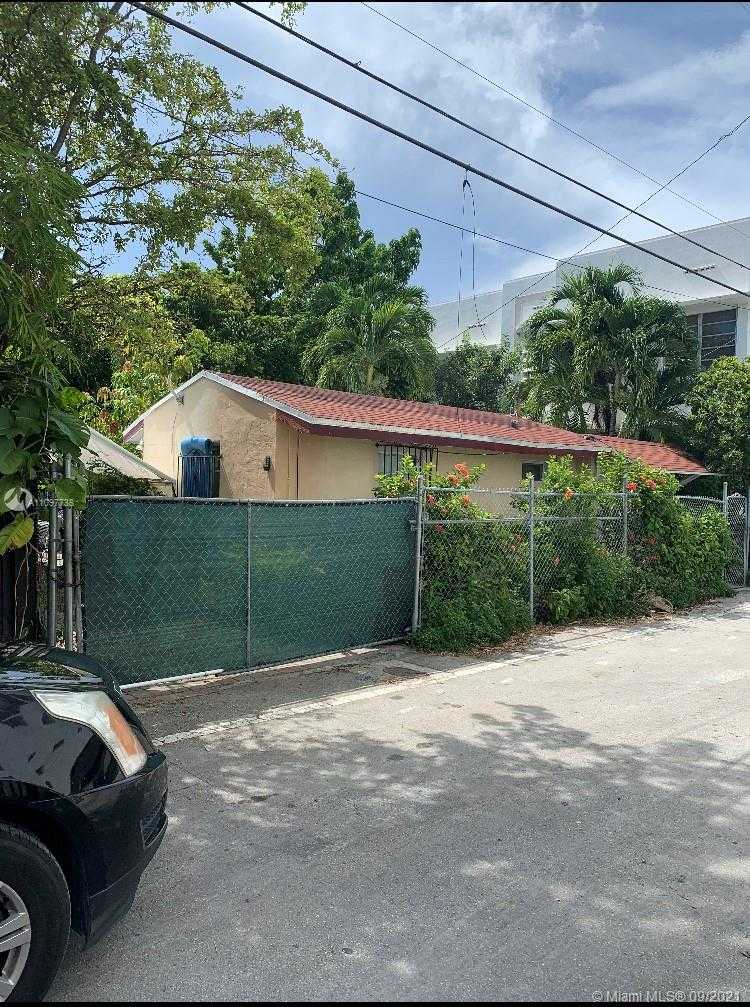 Small Image of 719 LENOX AVE, Miami Beach Number 7