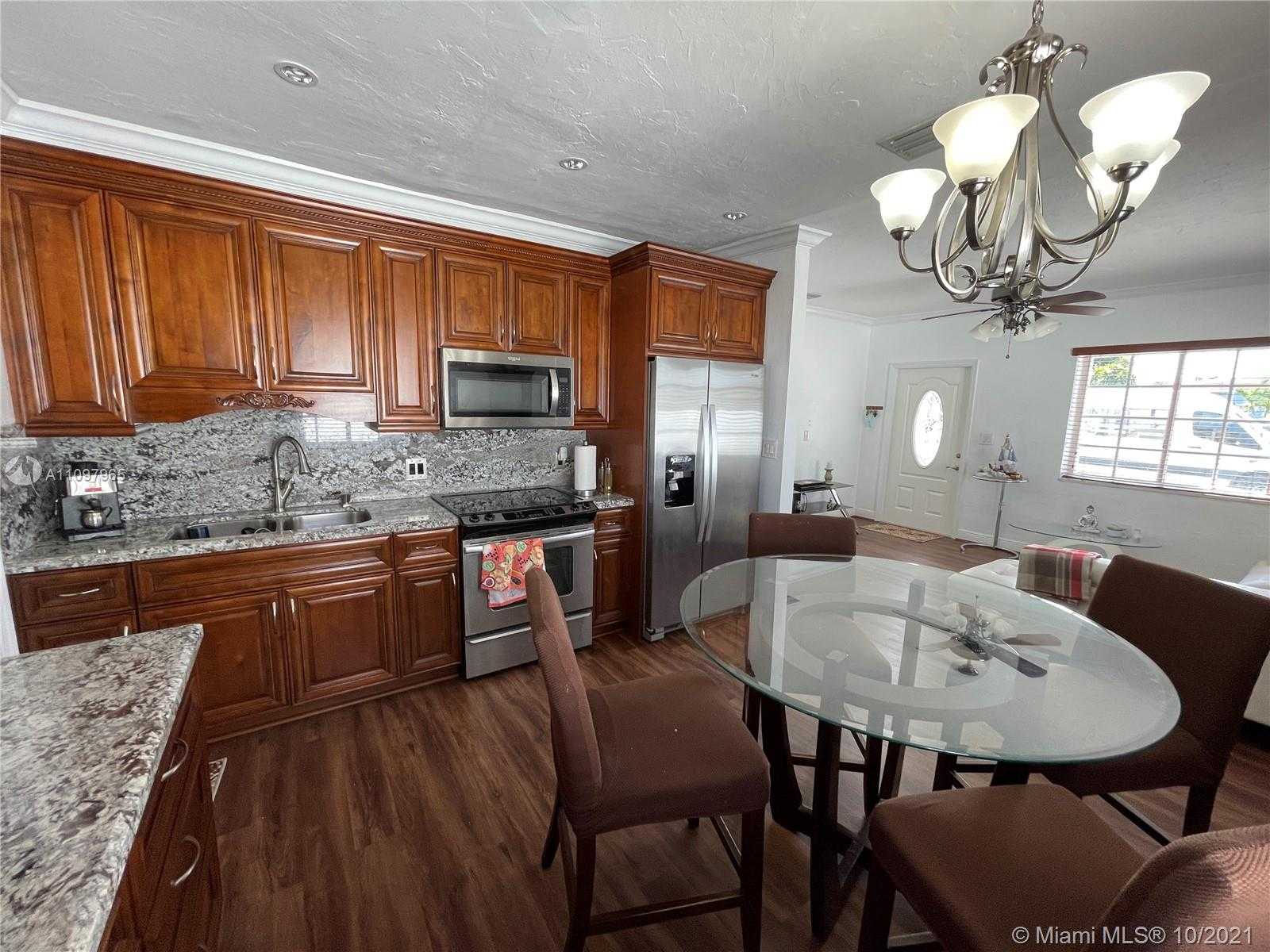 Small Image of 317 EAST 20TH ST, Hialeah Number 19